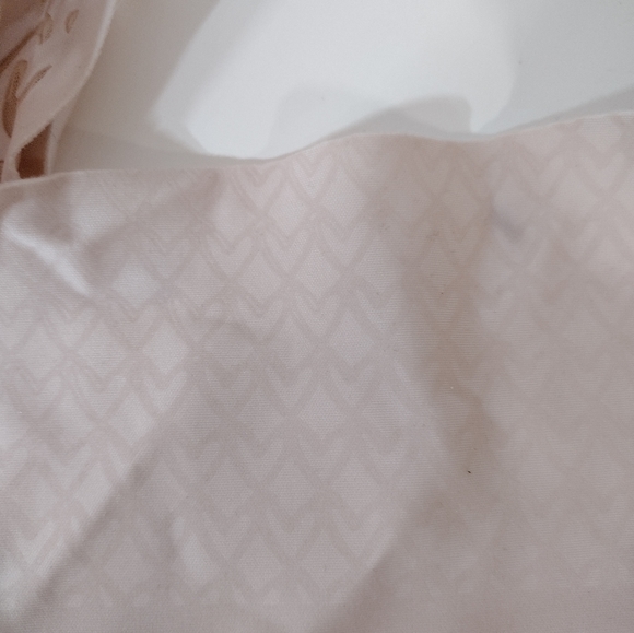 ✨🖤 Victoria’s Secret Racerback Push-Up Bra | Sleek Lift, Luxe Lace 💫size 34D - Picture 7 of 8